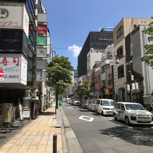 TKK第2新橋ビル ビル前面道路