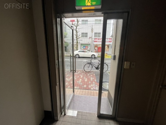 津根ビル　エントランス