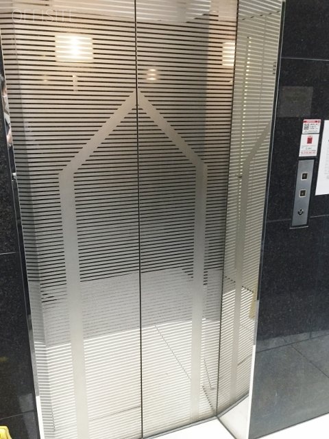 丸坂ビル エレベーター