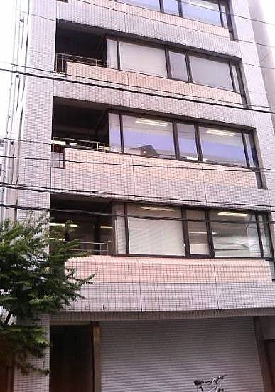 塚越ビル 1階 15.16坪　外観