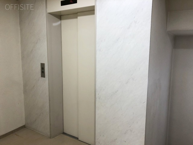 第1田村町ビル エレベーター