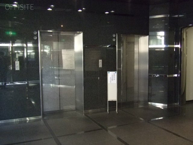 I・Sリバーサイドビル エレベーターホール