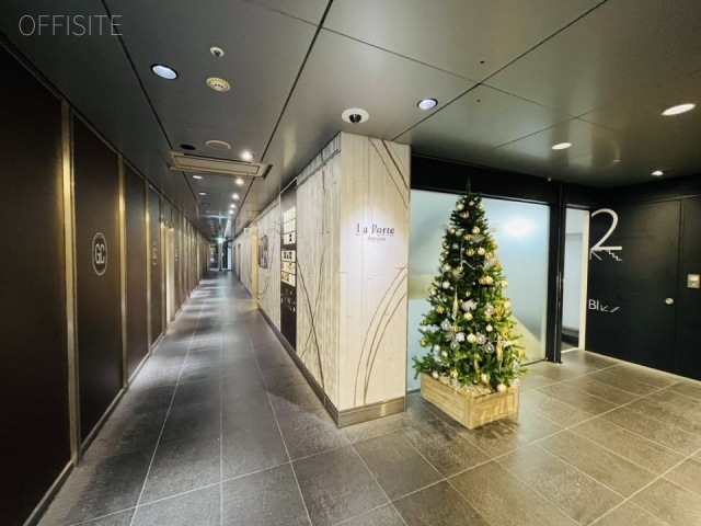 ラ・ポルト青山 エントランス