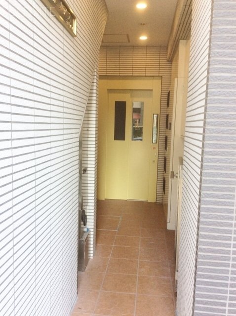 横浜ノアス　エレベーターホール