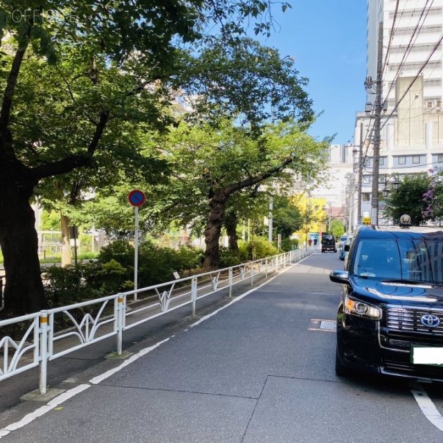 朝日生命恵比寿ビル ビル全面道路