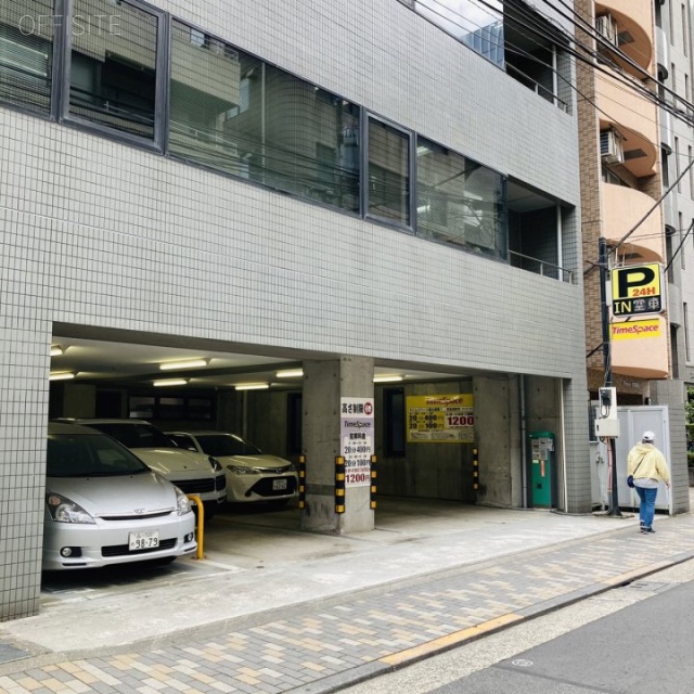 NAGAHAMAビル 駐車場