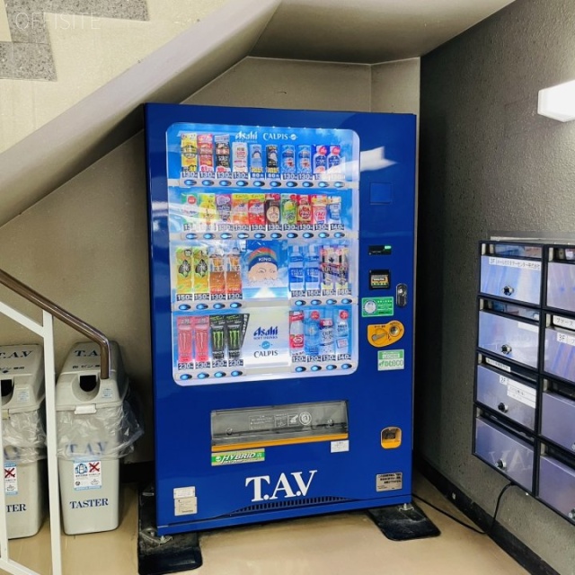 浅井ビル 自動販売機