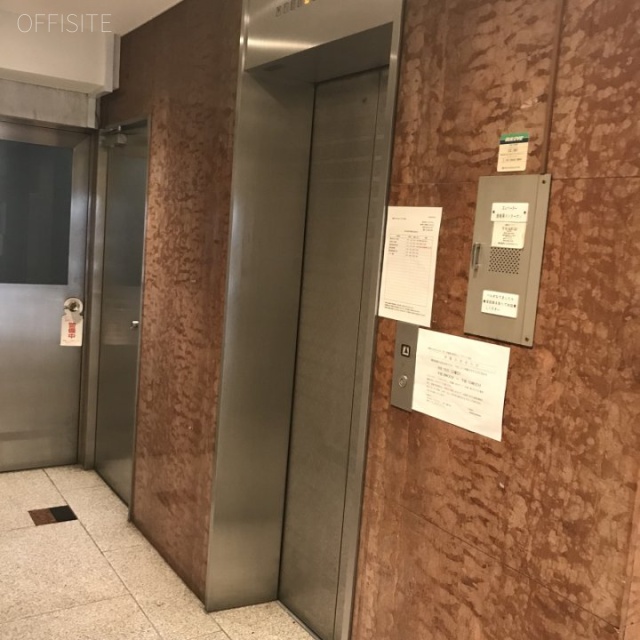京橋YAHATAビル エレベーター