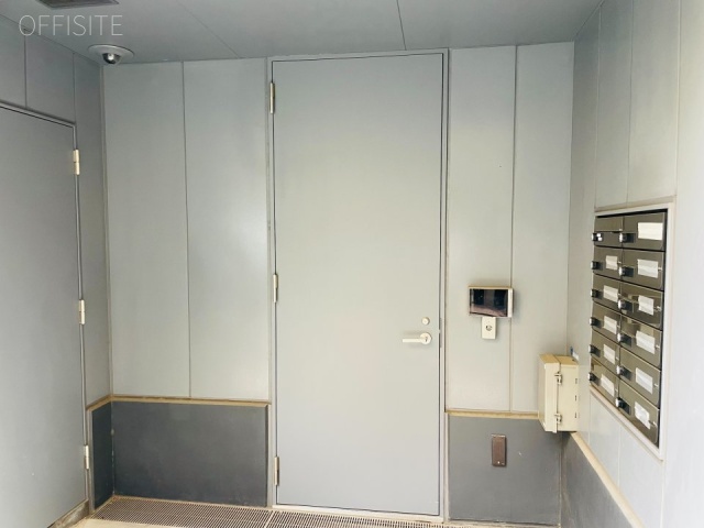 ACN神田司町ビル　通用口