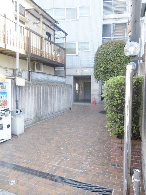 ツクド岡本ビル IMGP0079 (640x480).jpg