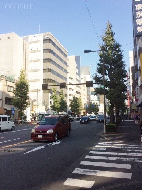 沖村ビル ビル周辺道路