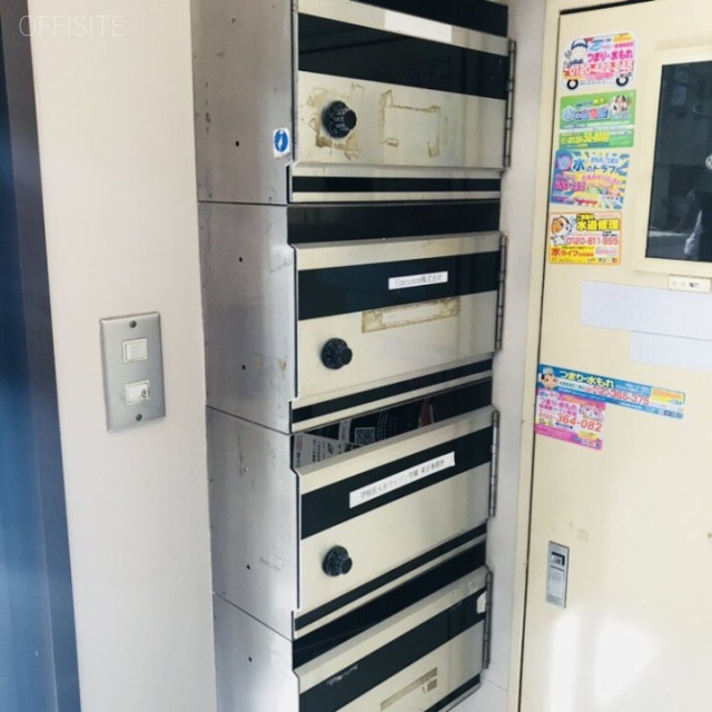 中島ビル 郵便受け