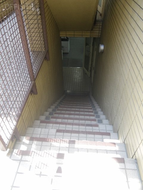 KRハウスビル 画像
