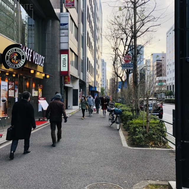 新橋シティビル ビル前面道路