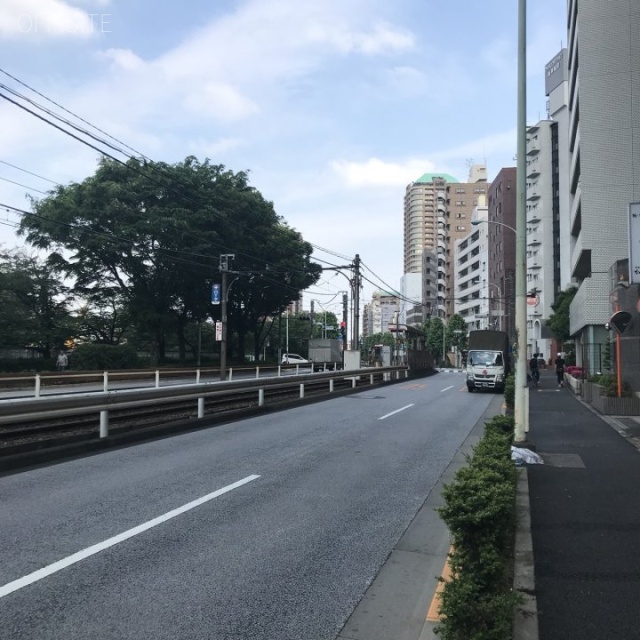 大伸第1ビル ビル前面道路