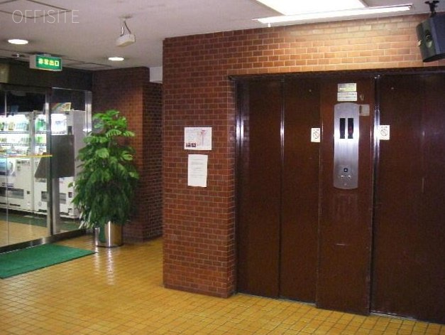 アルベルゴ上野 エントランス