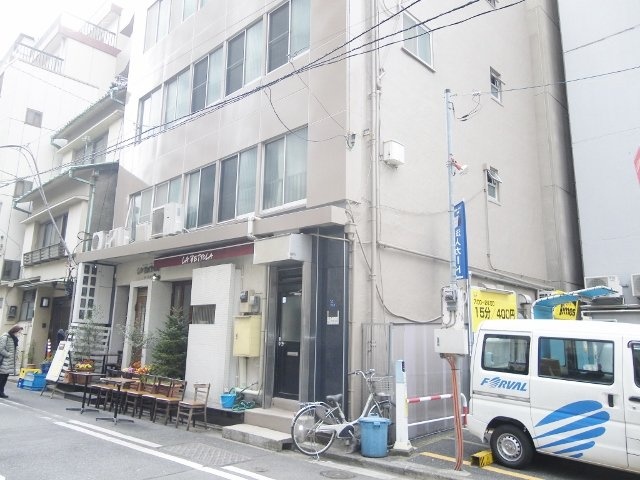 安藤ビル 画像