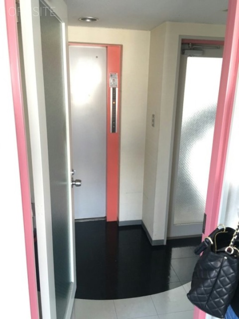 ウィンド浅草橋 貸室入口