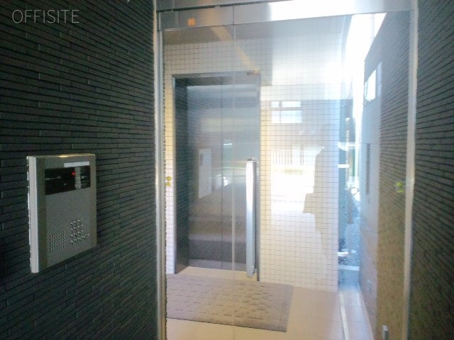 渋谷宮川ビル エントランス
