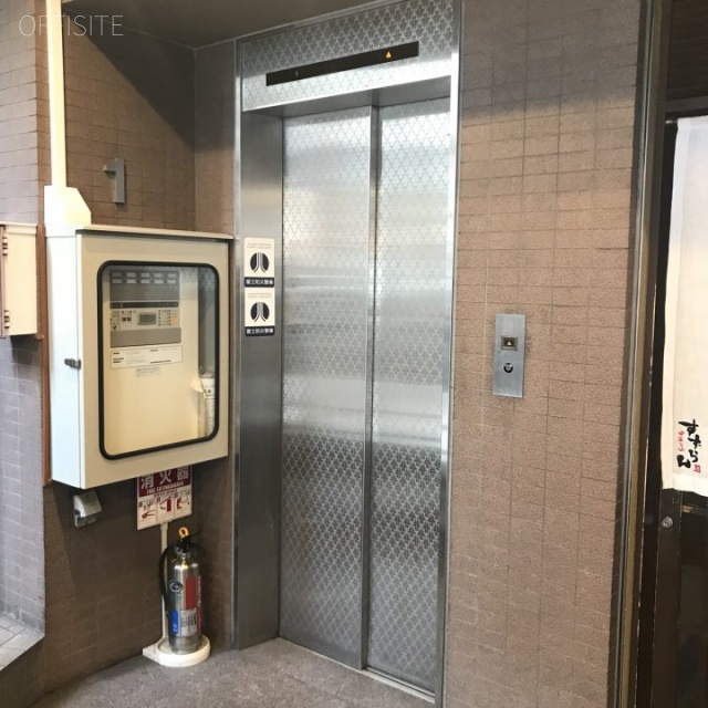 恵比寿フロントビル エレベーター