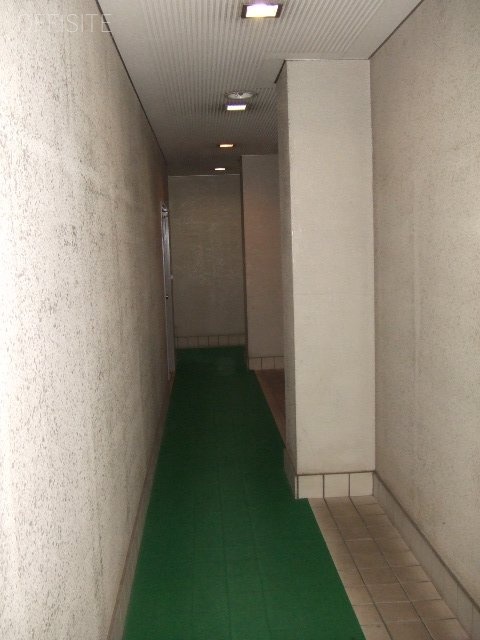 大原ビル エントランス