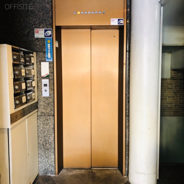 日米商会ビル エレベーター