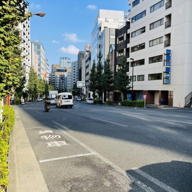 ソフィア御茶ノ水 ビル前面道路