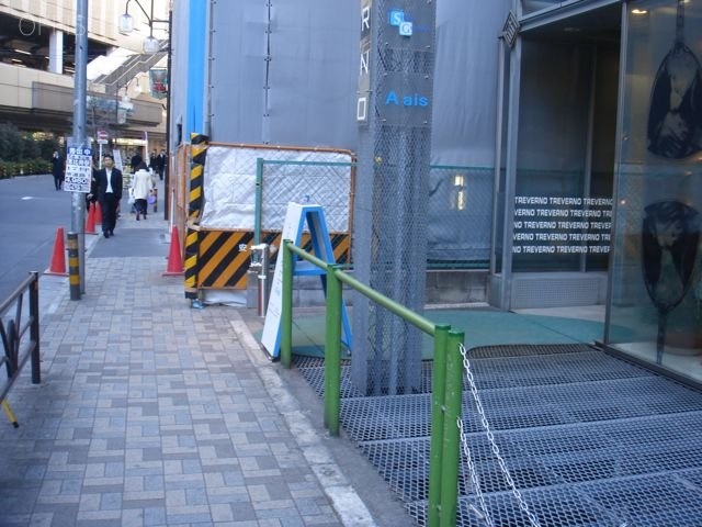 トレベルノビル 画像
