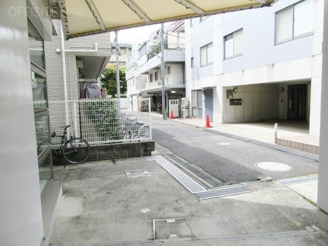 EIGHTEEN北青山 外観