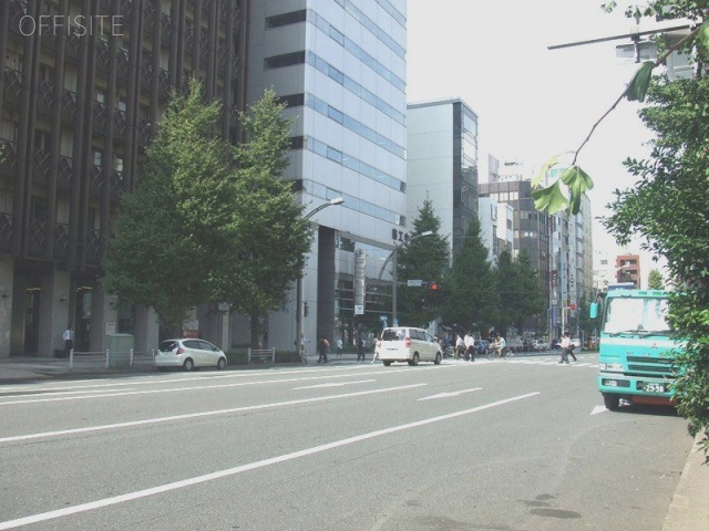 田口ビル 3階【302】 10.00坪　ビル前面道路