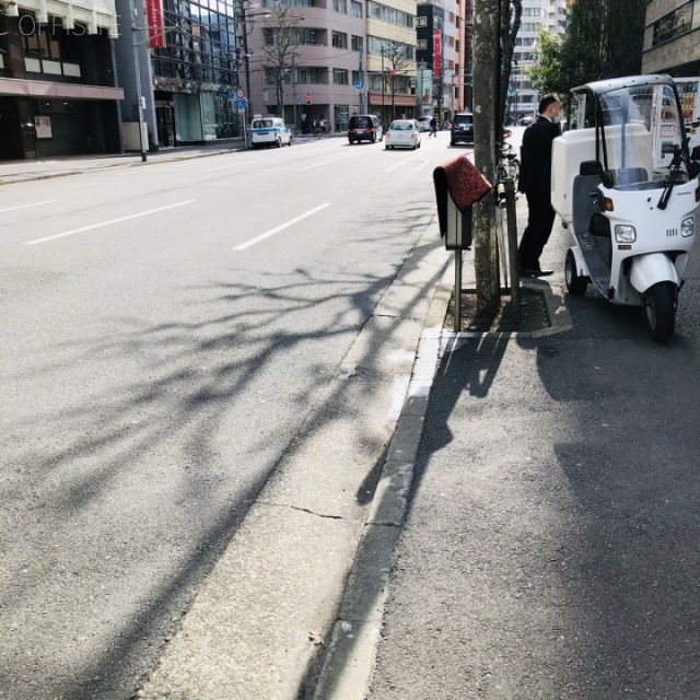 Asahiビル ビル前面道路