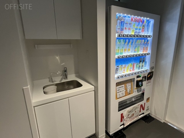 明治薬科大学剛堂会館 エントランス