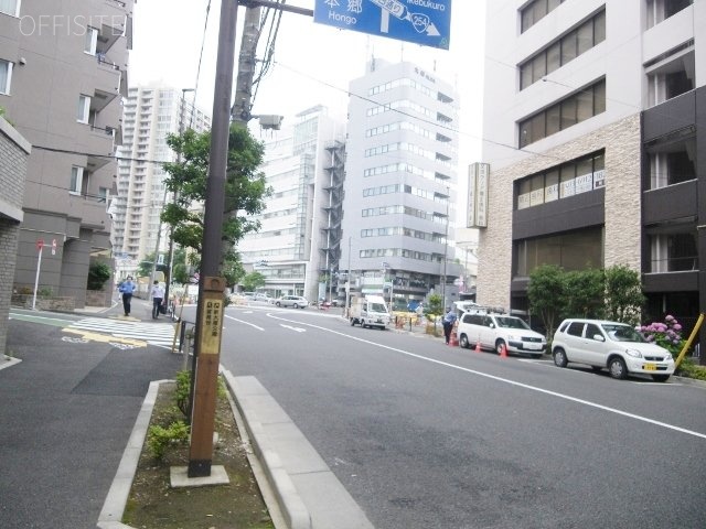 茗渓ビル ビル前面道路