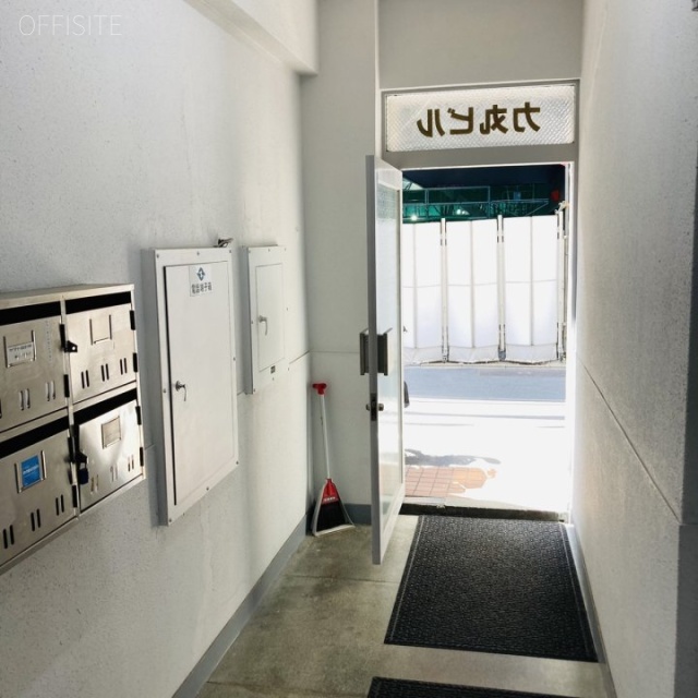 力丸ビル エントランス