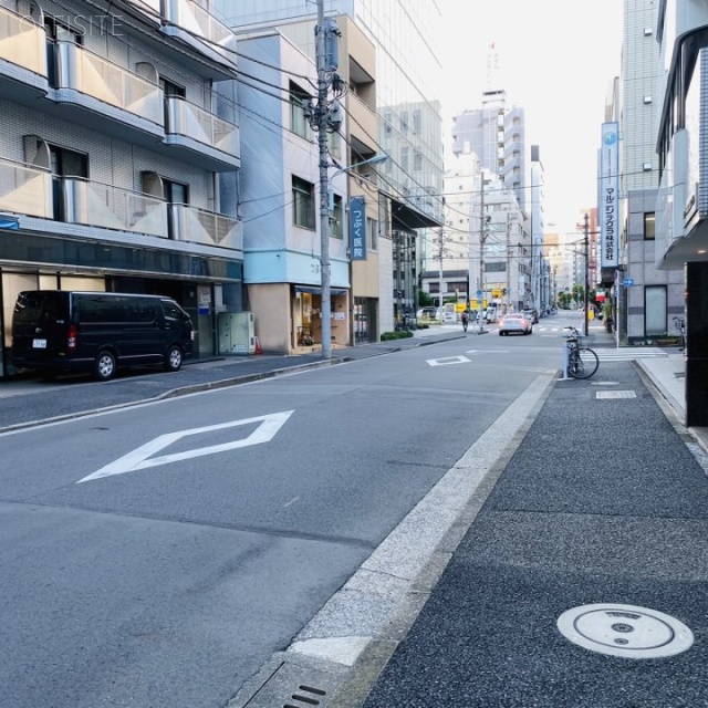 茅場町K-1ビル 前面道路