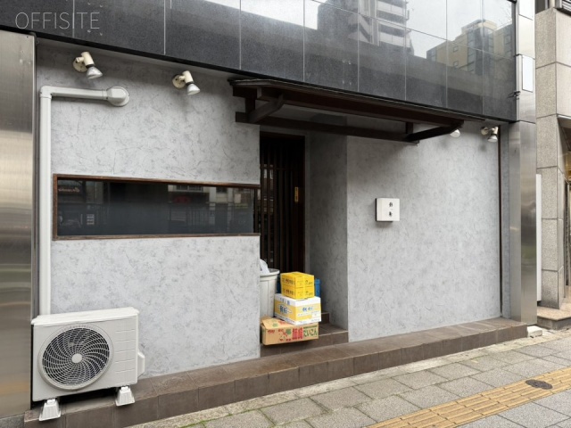 晴花ビル　1F部分