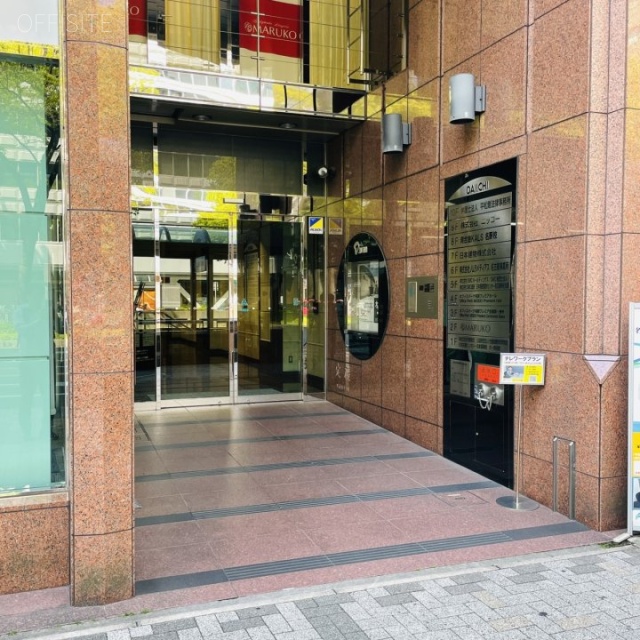 大一名駅ビル　オフィスビル出入口