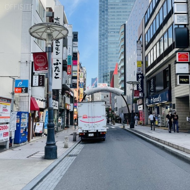 第2大坂屋ビル ビル前前面道路