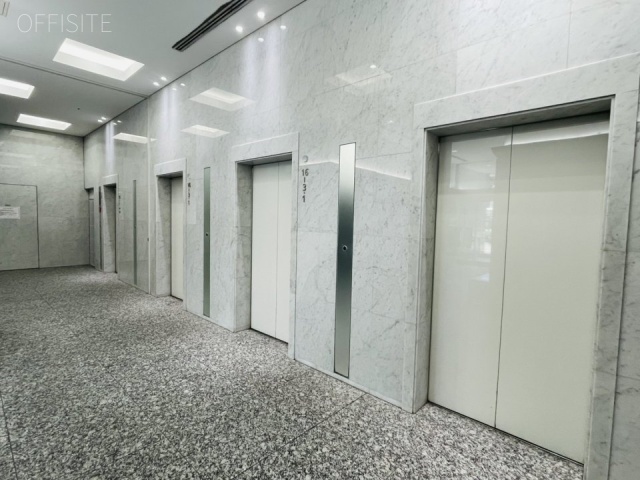 秋葉原フコク生命ビル(旧 秋葉原センタープレイスビル)　エレベーター