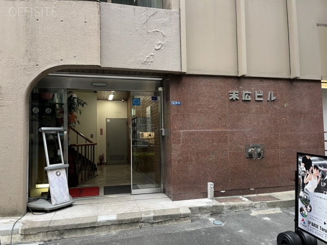 末広ビル　エントランス