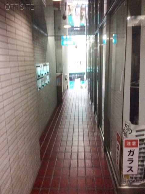 MTエステートビル エントランスホール