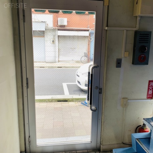 沼田ビル エントランス