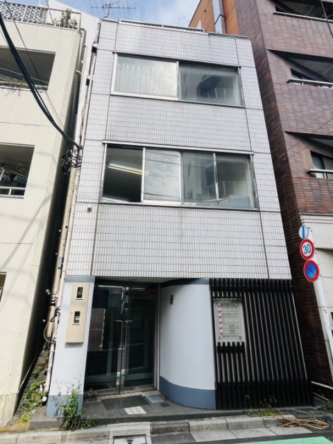 巣鴨桜並木通りビル　外観