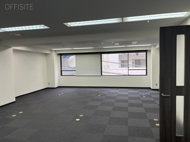 讃金(さぬきん)ビル 内装