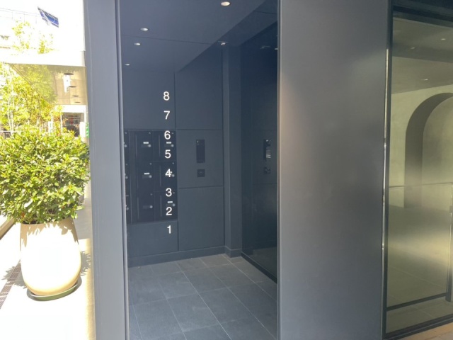 医事新報水道橋ビル　エントランス