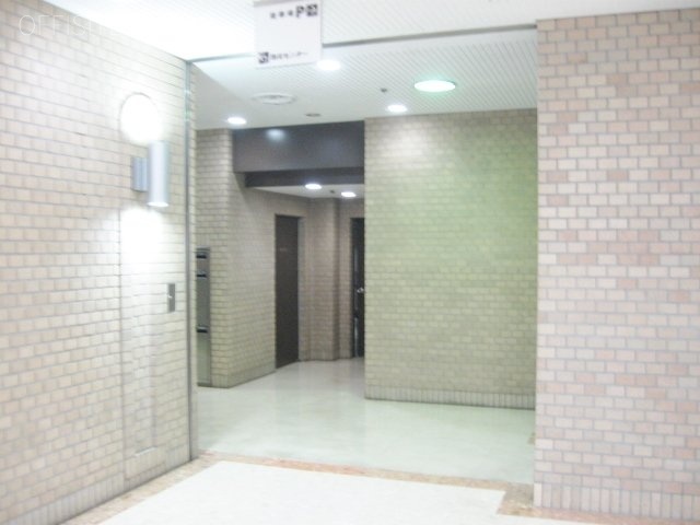 国際新赤坂ビル東館 エントランス