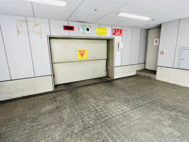 ニッセイ虎ノ門ビル 駐車場
