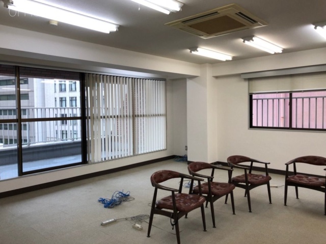 塚本ビル　室内