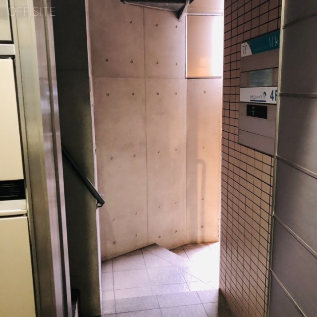 ANDOビル エントランス
