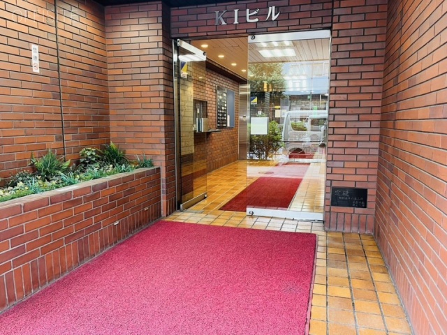 KIビル　エントランス